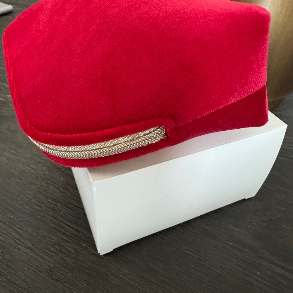 New! Dior Cosmetic Makeup Red Velvet Pouch 
Red ~ - Picture 6 of 9